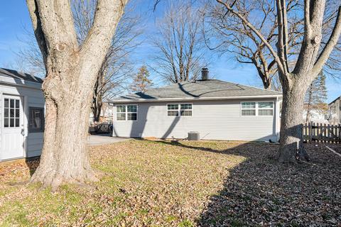 2707 Martin Ln, Rolling Meadows, IL 60008 photo 16