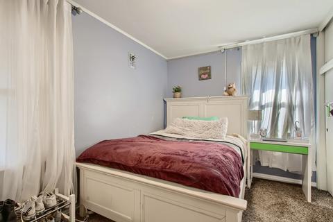 1221 Sunnyside Dr, Berkeley, IL 60163 photo 11