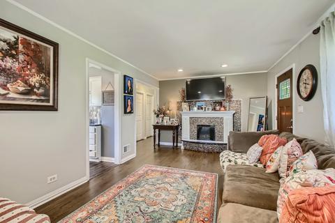 1221 Sunnyside Dr, Berkeley, IL 60163 photo 4