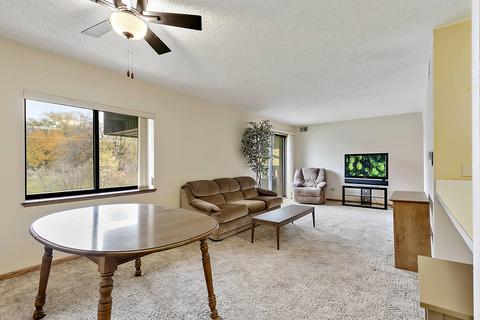937 E Division St #2D, Lockport, IL 60441 photo 9