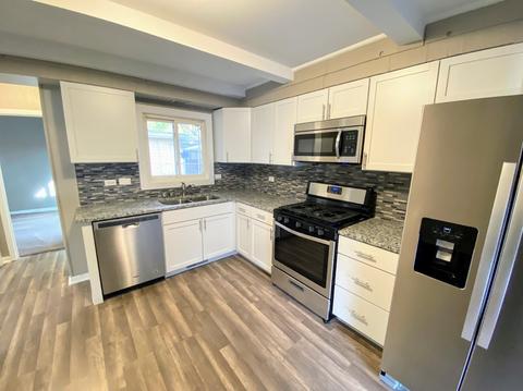 27 E Rocket Cir, Park Forest, IL 60466 photo 6