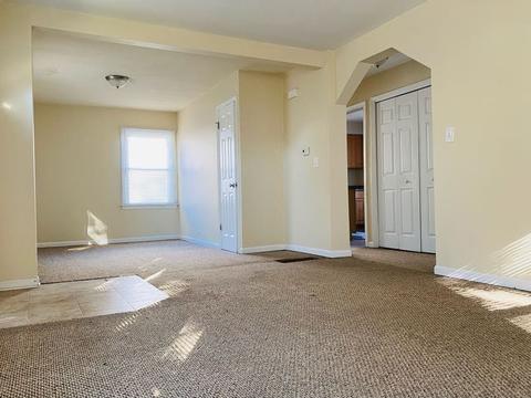 17543 Roy St, Lansing, IL 60438 photo 4