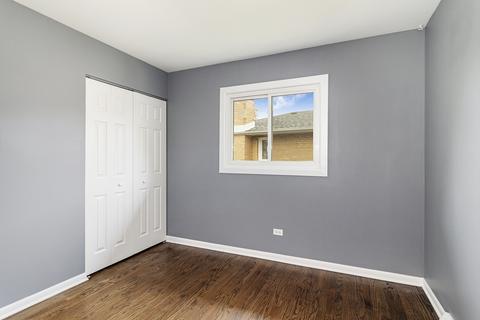 15304 Pine Dr, Oak Forest, IL 60452 photo 15