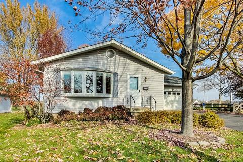 221 E 2nd St, Genoa, IL 60135 photo 1