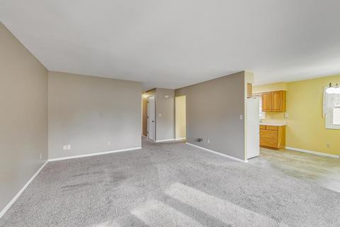 221 E 2nd St, Genoa, IL 60135 photo 6