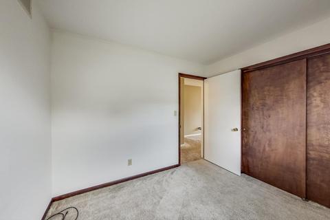 221 E 2nd St, Genoa, IL 60135 photo 14