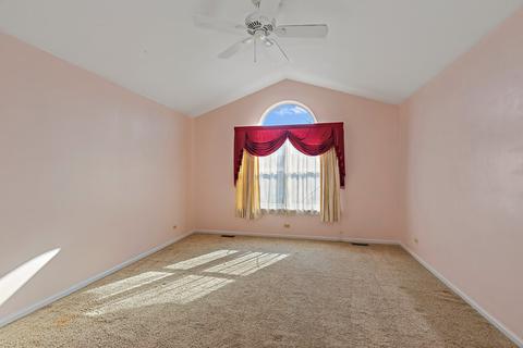 2120 Glacier Ct, Algonquin, IL 60102 photo 17