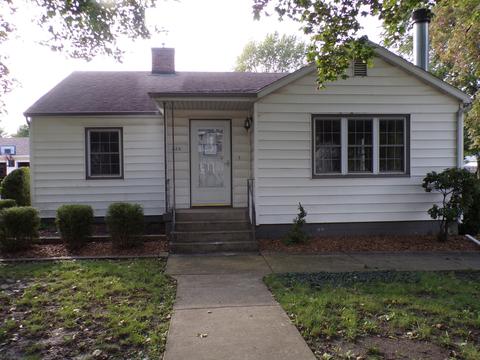 426 S Third St, Peotone, IL 60468 photo 1