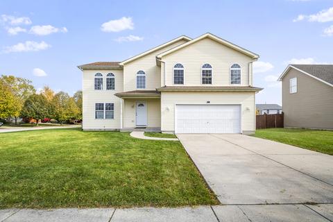 1410 Green Trails Dr, Plainfield, IL 60586 photo 2