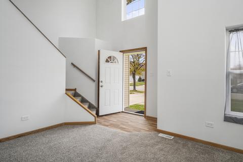 1410 Green Trails Dr, Plainfield, IL 60586 photo 7