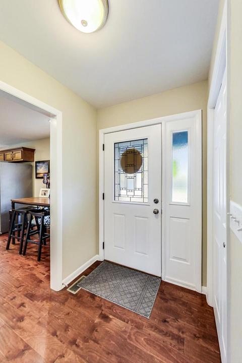 425 E Side Dr, Geneva, IL 60134 photo 12