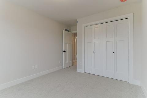 2104 Max Run Dr, Champaign, IL 61822 photo 32