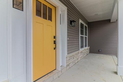 2104 Max Run Dr, Champaign, IL 61822 photo 2