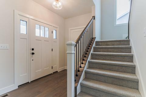 2104 Max Run Dr, Champaign, IL 61822 photo 3