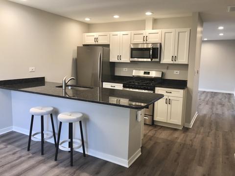 56 Hickory Ln, Cary, IL 60013 photo 3
