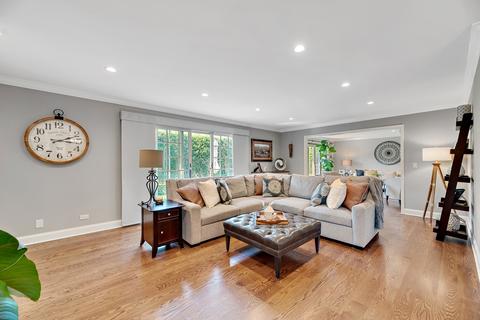 2333 Mohawk Ln, Glenview, IL 60026 photo 8