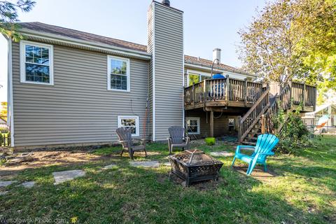 425 E Chippendale Dr, Bartlett, IL 60103 photo 9