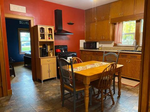 421 7th St, Peru, IL 61354 photo 6