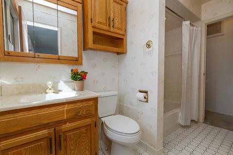 545 Frederick Ln, Hoffman Estates, IL 60169 photo 14