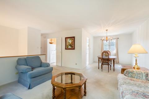 545 Frederick Ln, Hoffman Estates, IL 60169 photo 8