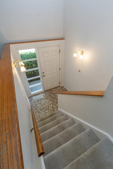 545 Frederick Ln, Hoffman Estates, IL 60169 photo 3