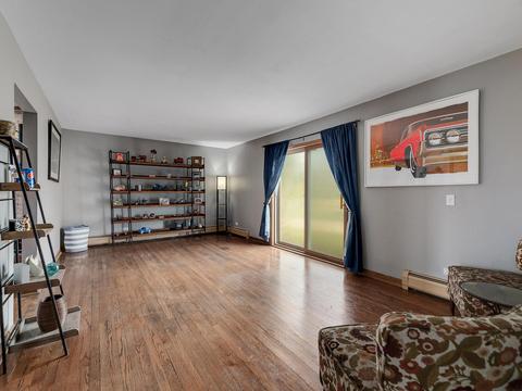 401 E Fullerton Ave, Addison, IL 60101 photo 4