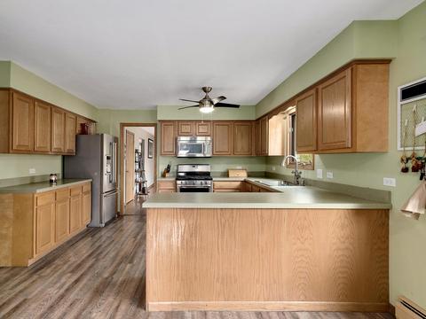 401 E Fullerton Ave, Addison, IL 60101 photo 9
