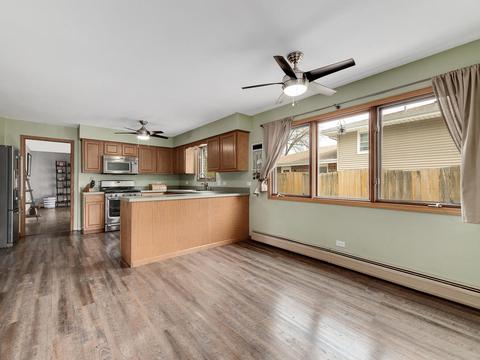 401 E Fullerton Ave, Addison, IL 60101 photo 10