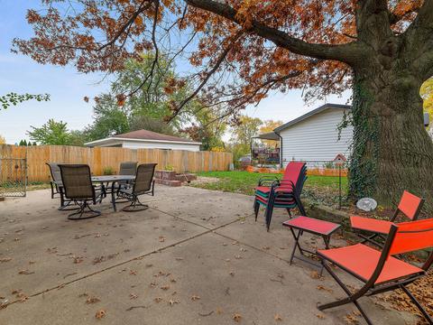 401 E Fullerton Ave, Addison, IL 60101 photo 25
