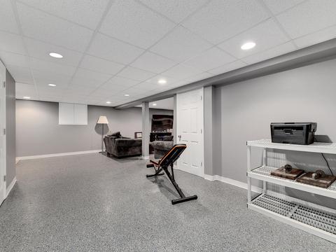 401 E Fullerton Ave, Addison, IL 60101 photo 23