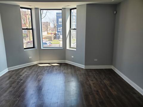 6322 S Champlain Ave, Chicago, IL 60637 photo 3