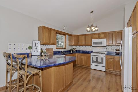 5929 Eaglewood Trl, Mchenry, IL 60050 photo 6