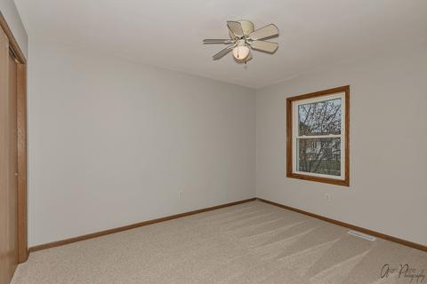 5929 Eaglewood Trl, Mchenry, IL 60050 photo 9