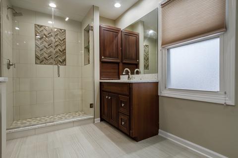 1535 Freeman Rd, Hoffman Estates, IL 60192 photo 24
