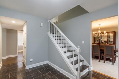 1535 Freeman Rd, Hoffman Estates, IL 60192 photo 5
