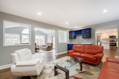 1535 Freeman Rd, Hoffman Estates, IL 60192 photo 10