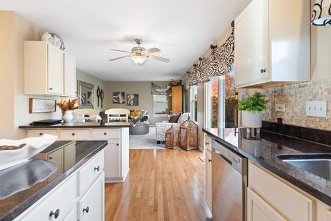 11700 Cape Cod Ln, Huntley, IL 60142 photo 9