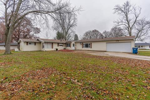 909 Warren St, Chenoa, IL 61726 photo 6