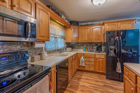 909 Warren St, Chenoa, IL 61726 photo 21