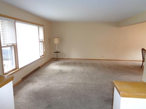 456 E Crescent Ave, Elmhurst, IL 60126 photo 3
