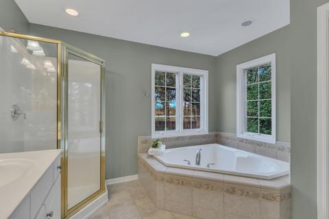 712 Williamsburg Ave, Gurnee, IL 60031 photo 34