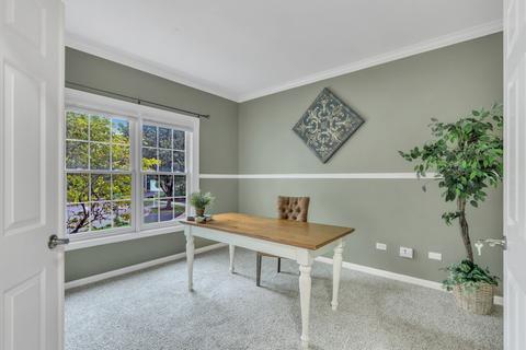 712 Williamsburg Ave, Gurnee, IL 60031 photo 5