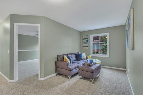 712 Williamsburg Ave, Gurnee, IL 60031 photo 28