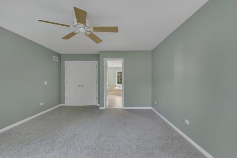 712 Williamsburg Ave, Gurnee, IL 60031 photo 32