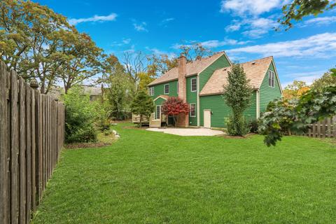 712 Williamsburg Ave, Gurnee, IL 60031 photo 9
