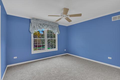 712 Williamsburg Ave, Gurnee, IL 60031 photo 36