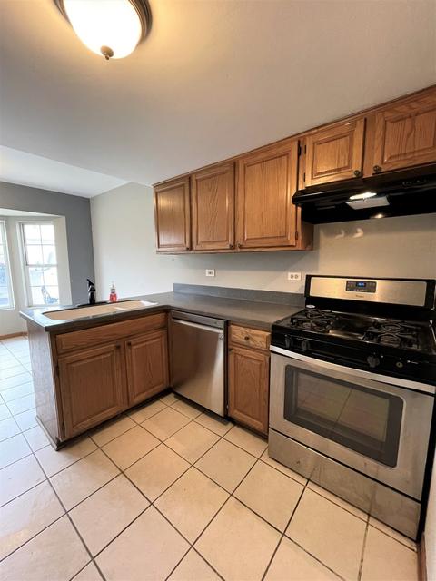 1433 Root St, Crest Hill, IL 60403 photo 4