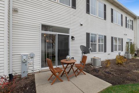 2944 Falling Waters Dr, Lindenhurst, IL 60046 photo 15