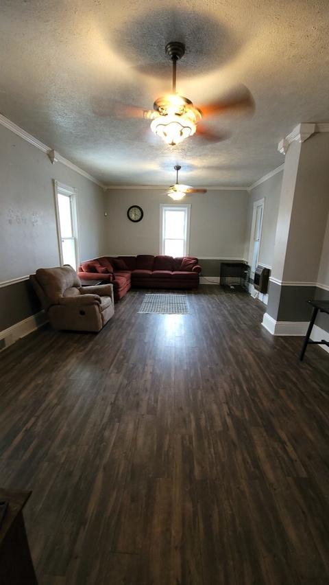 401 E Jefferson St, Clinton, IL 61727 photo 8