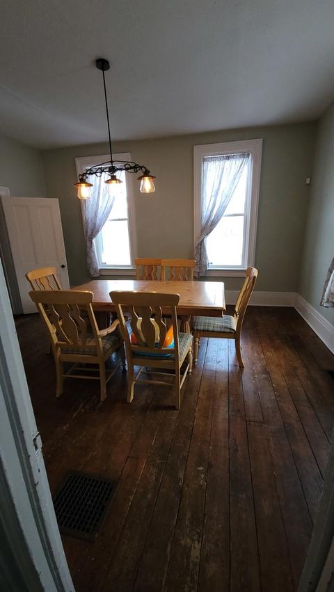 401 E Jefferson St, Clinton, IL 61727 photo 9
